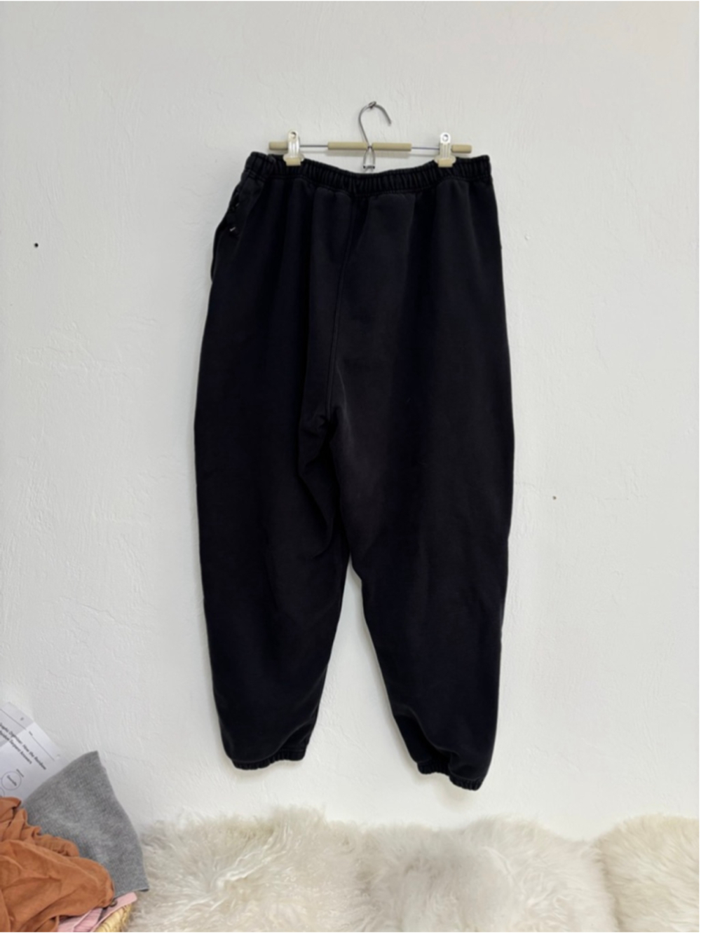 Women's Nike Black Sweats Joggers 4XL Classic Comfy - Picture 2 of 10